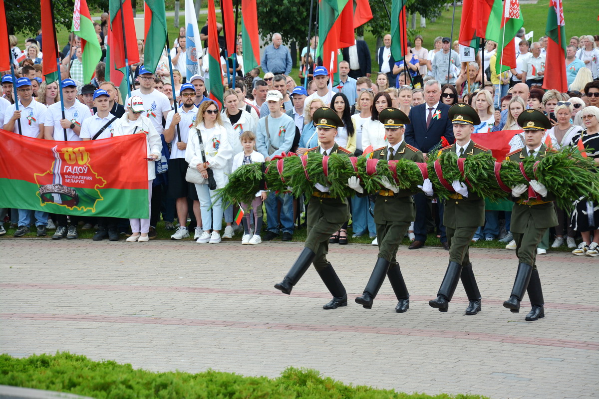 Спасатели Могилевщины приняли участие в митинге, посвященном Дню Независимости и 80-й годовщине освобождения Республики Беларусь от немецко-фашистских захватчиков