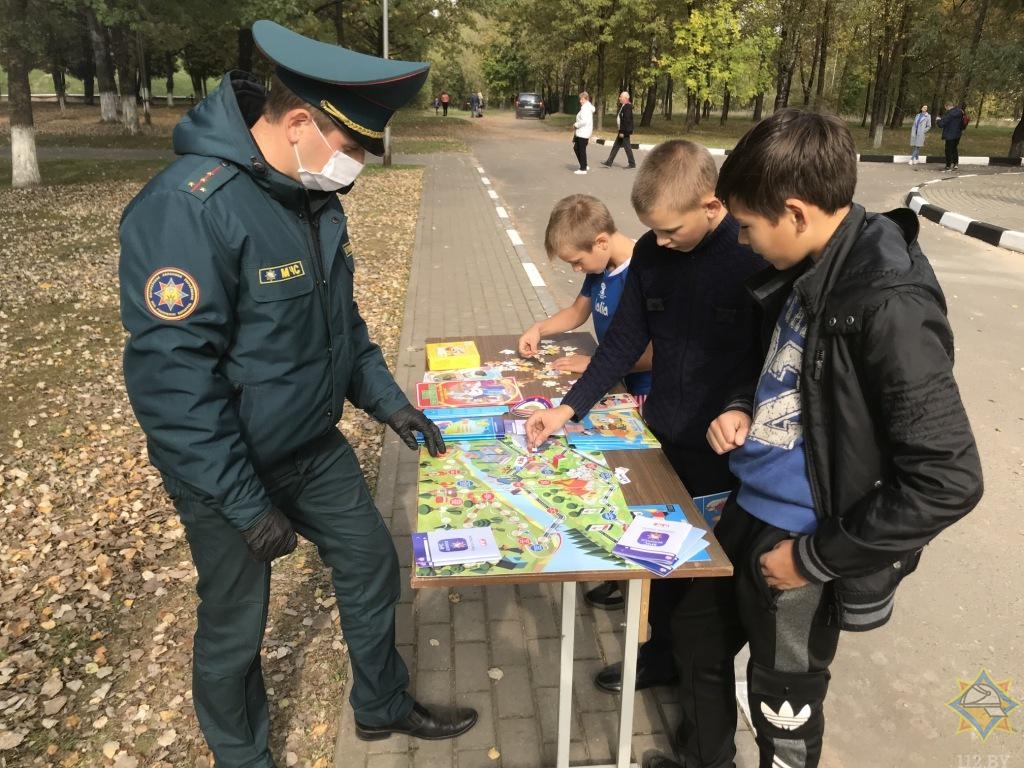 Погода в кричеве. Школа 8 Кричев. Кричев парк. Кричев день Победы.